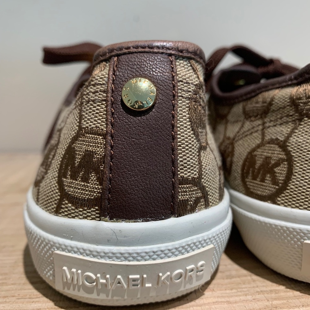 MICHAEL KORS shoes SZ 7 logo signature print lace-up sneakers - Picture 7 of 11